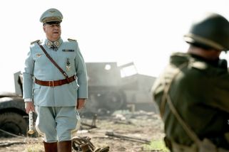Recenze: Russell Crowe hraje v Norimberku až příliš sympatického nacistu - Seznam Zprávy